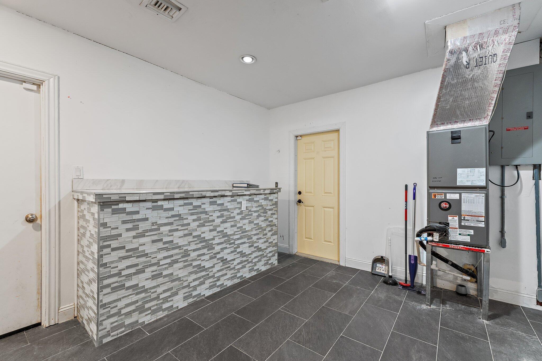 422 SE Lamon Lane