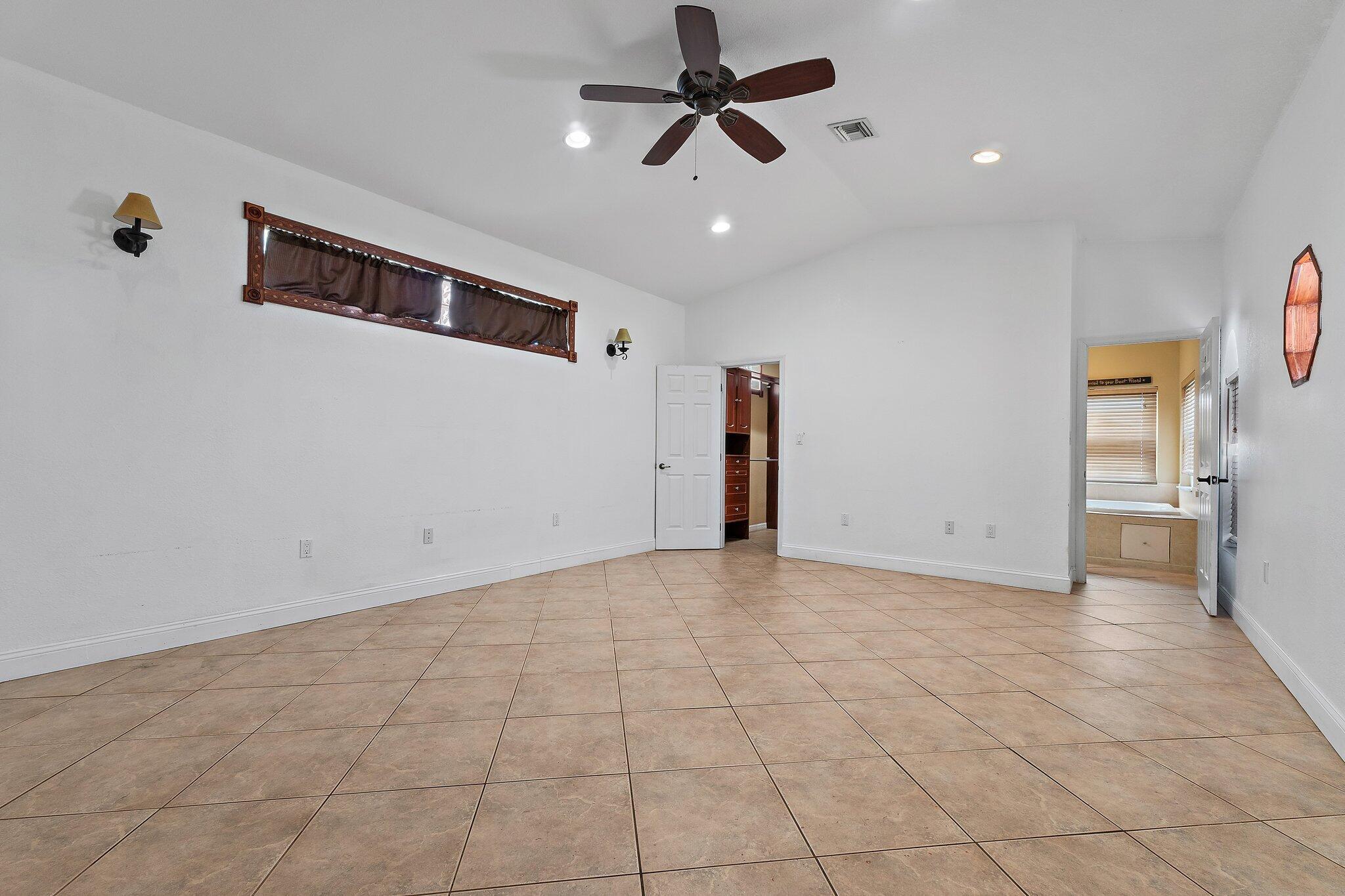 422 SE Lamon Lane