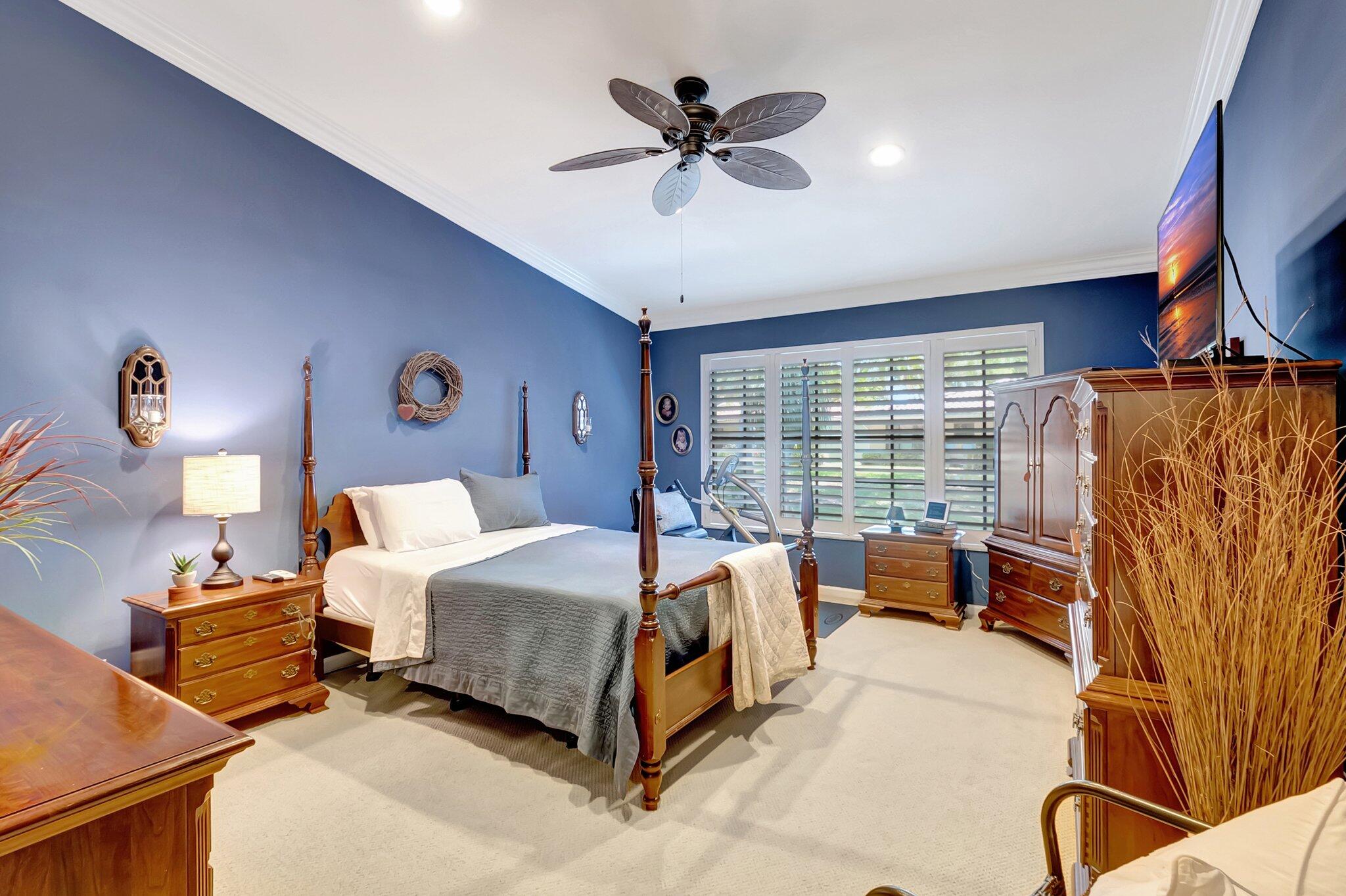 22015 Colony Drive