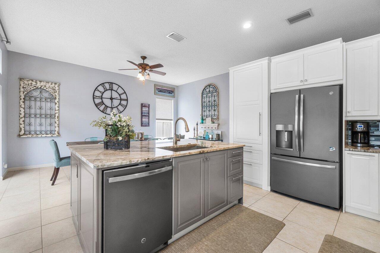 6346 Sand Hills Circle