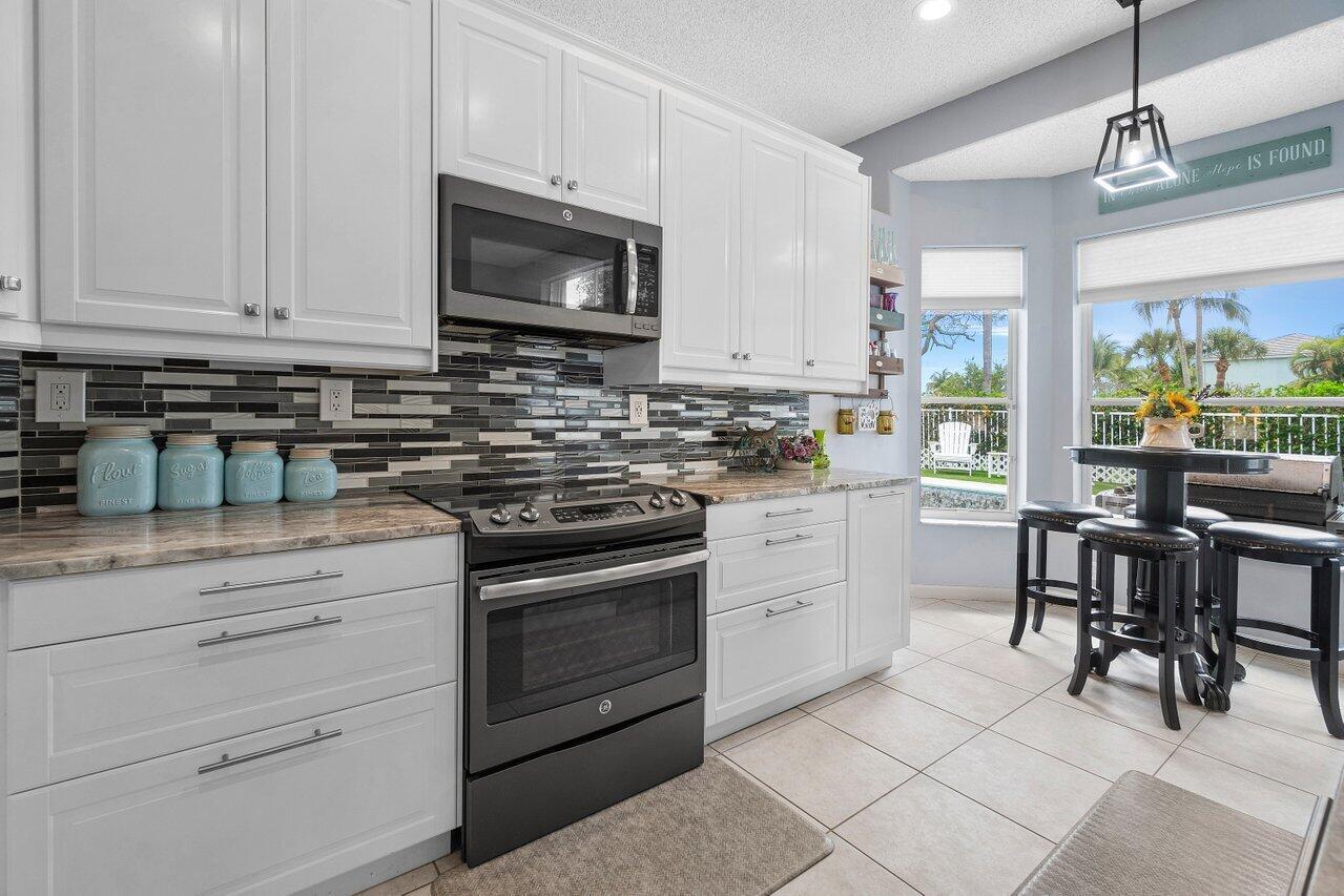 6346 Sand Hills Circle