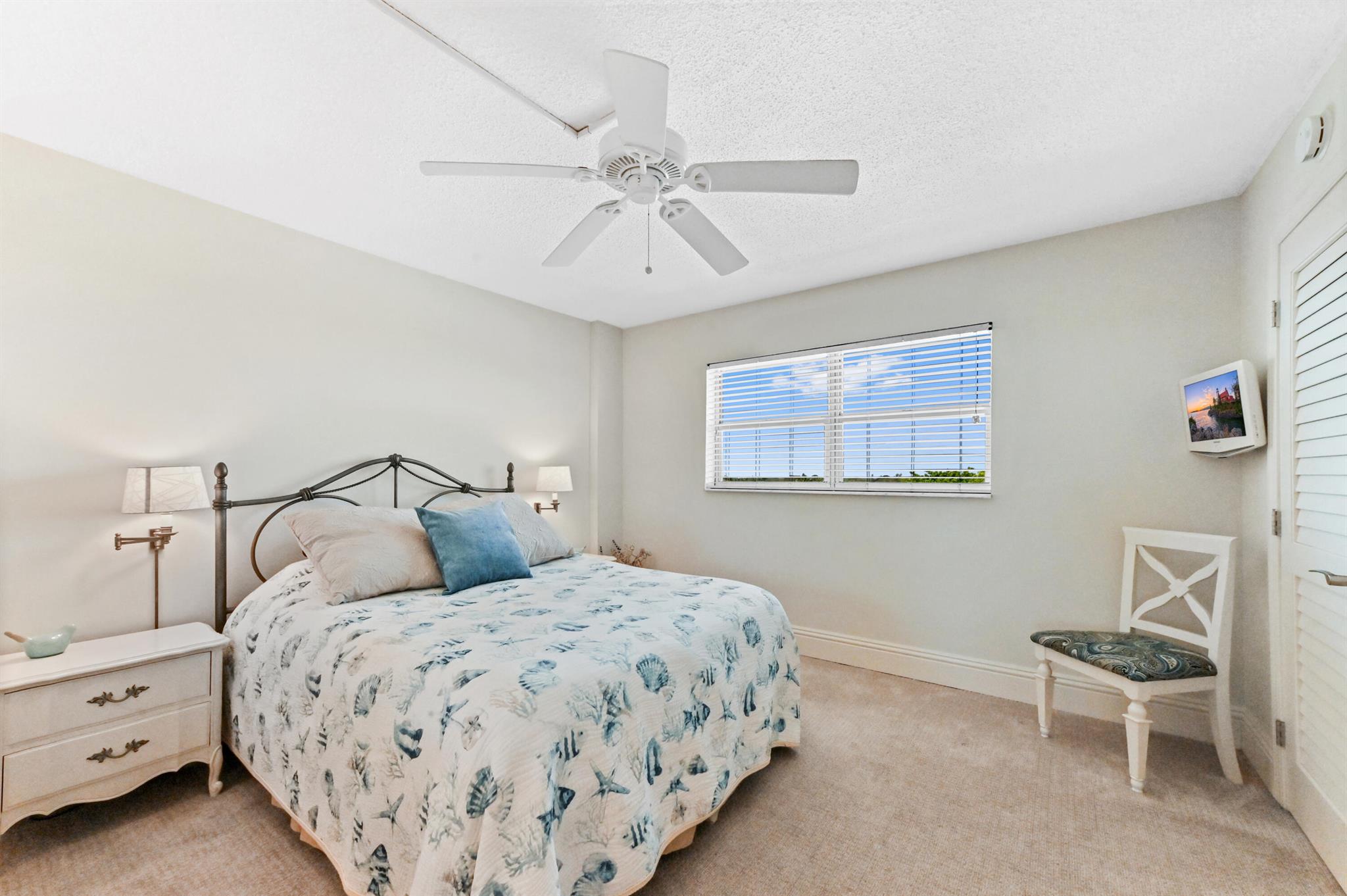 555 NW 4th 5180 Avenue 5180