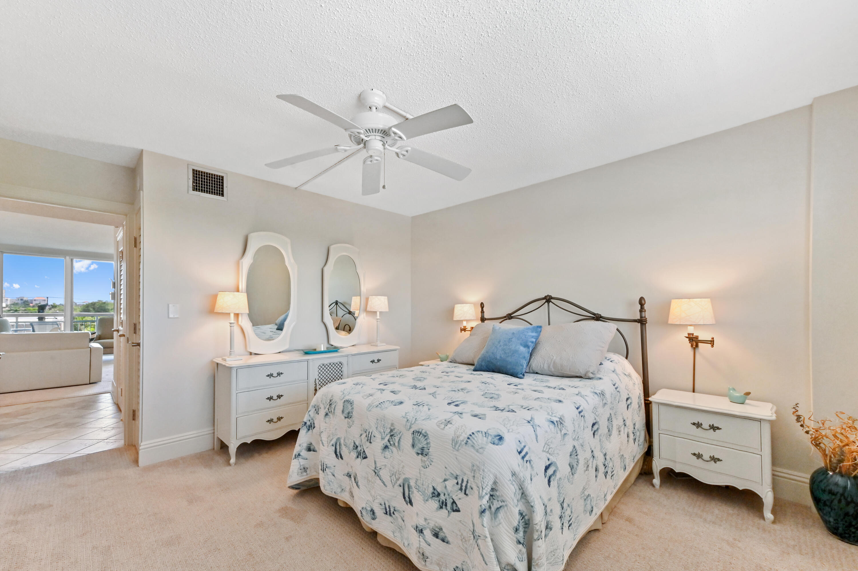 555 NW 4th 5180 Avenue 5180