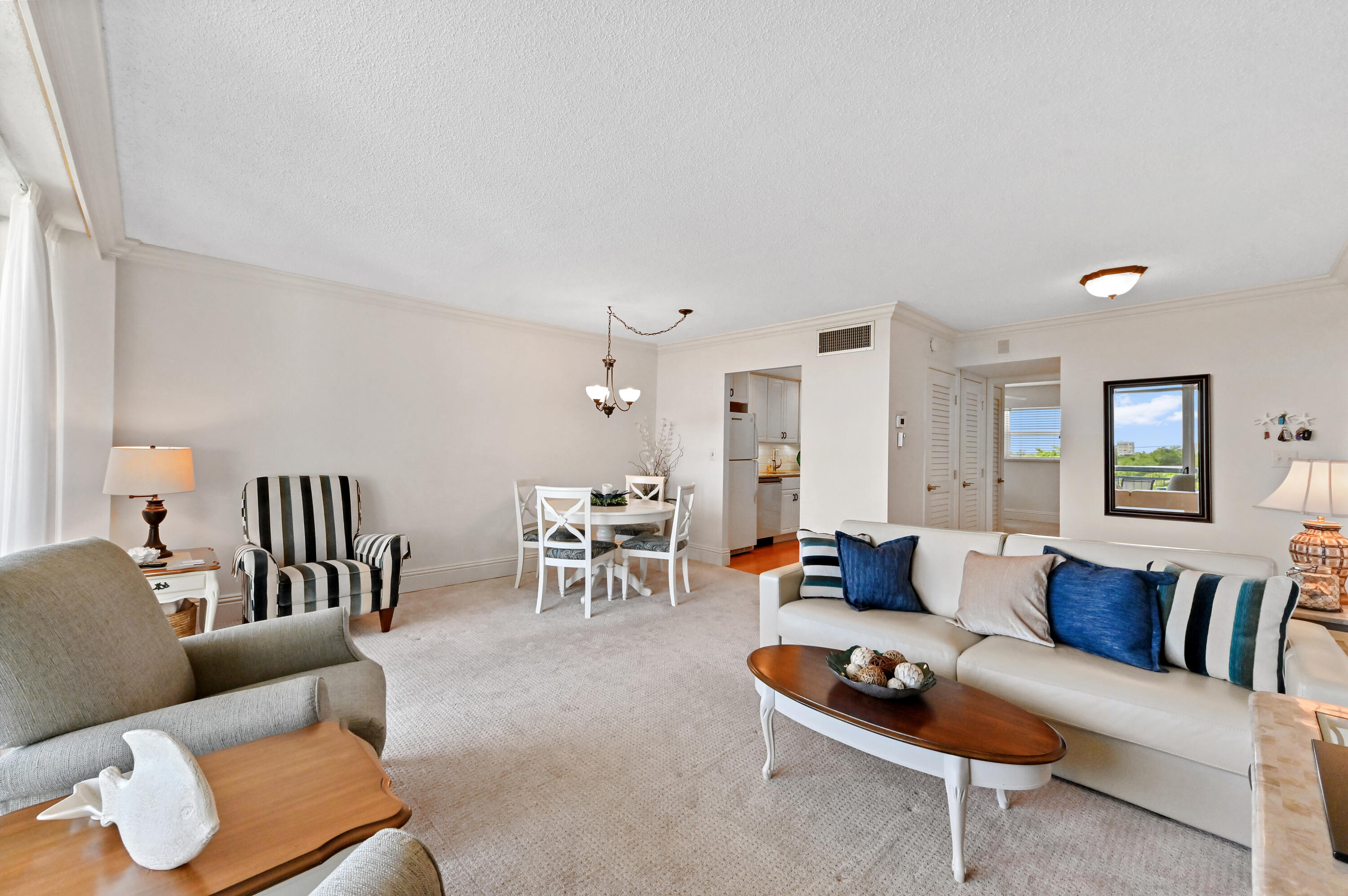 555 NW 4th 5180 Avenue 5180