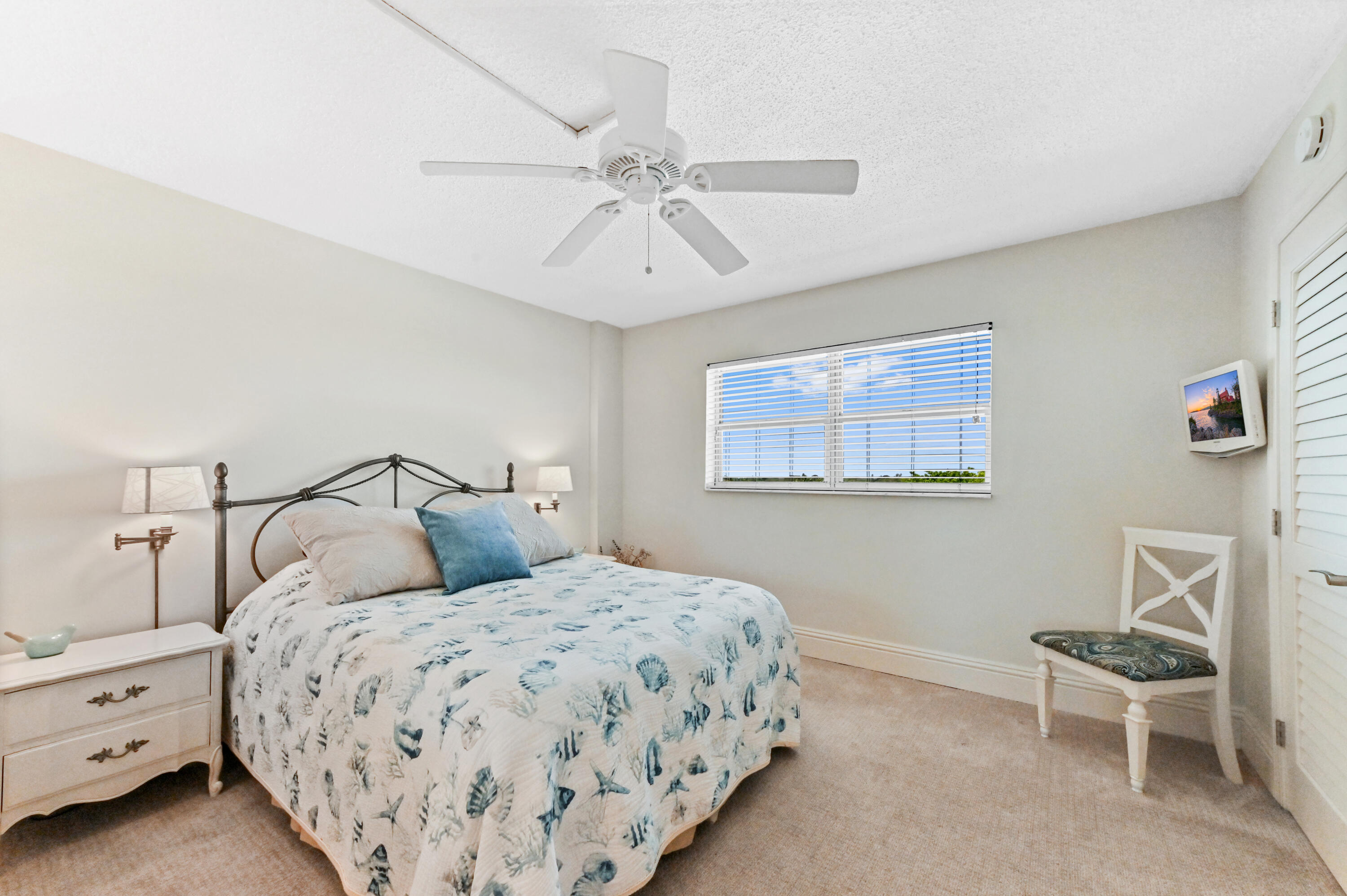 555 NW 4th 5180 Avenue 5180