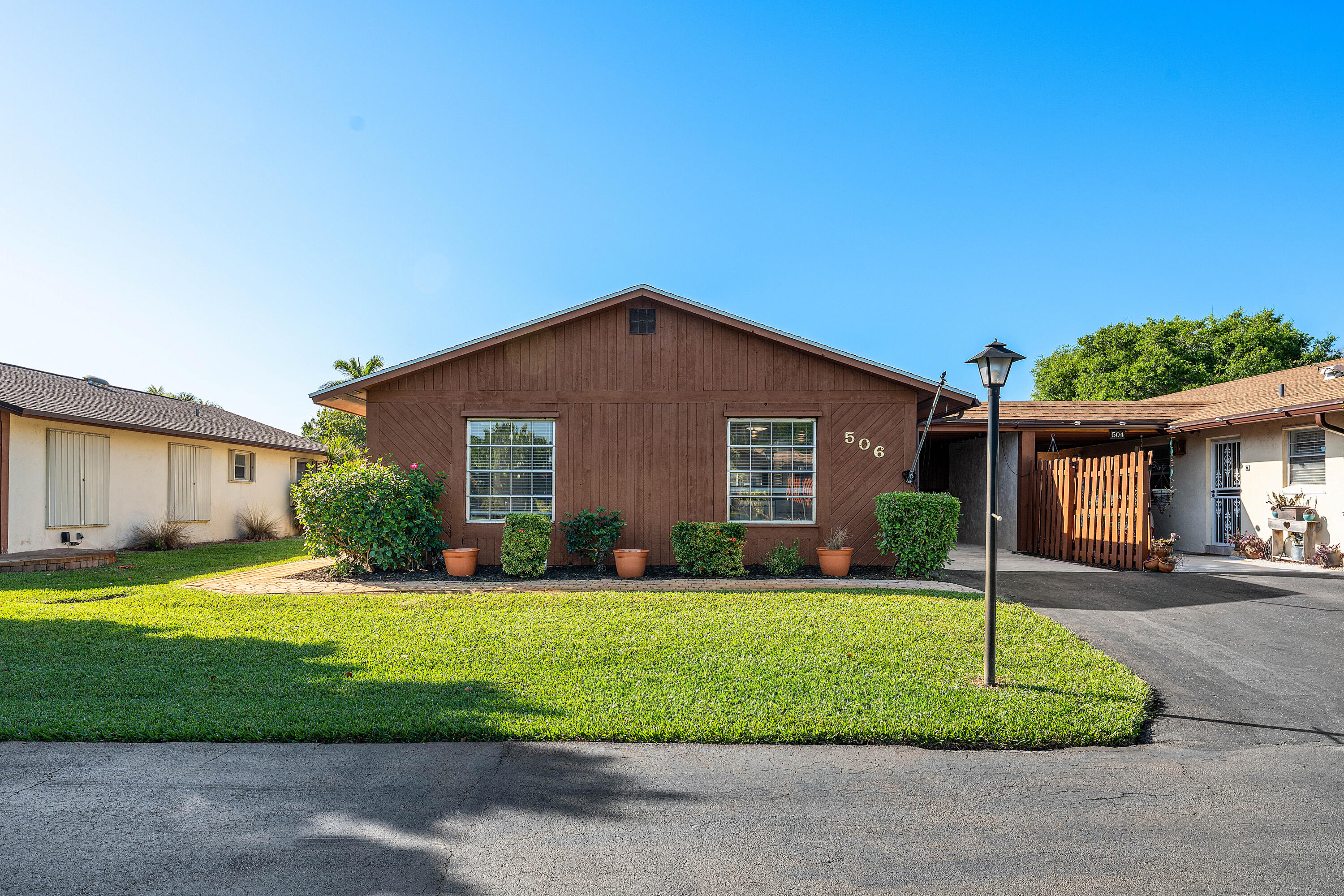 506 SE 27th Lane, Boynton Beach