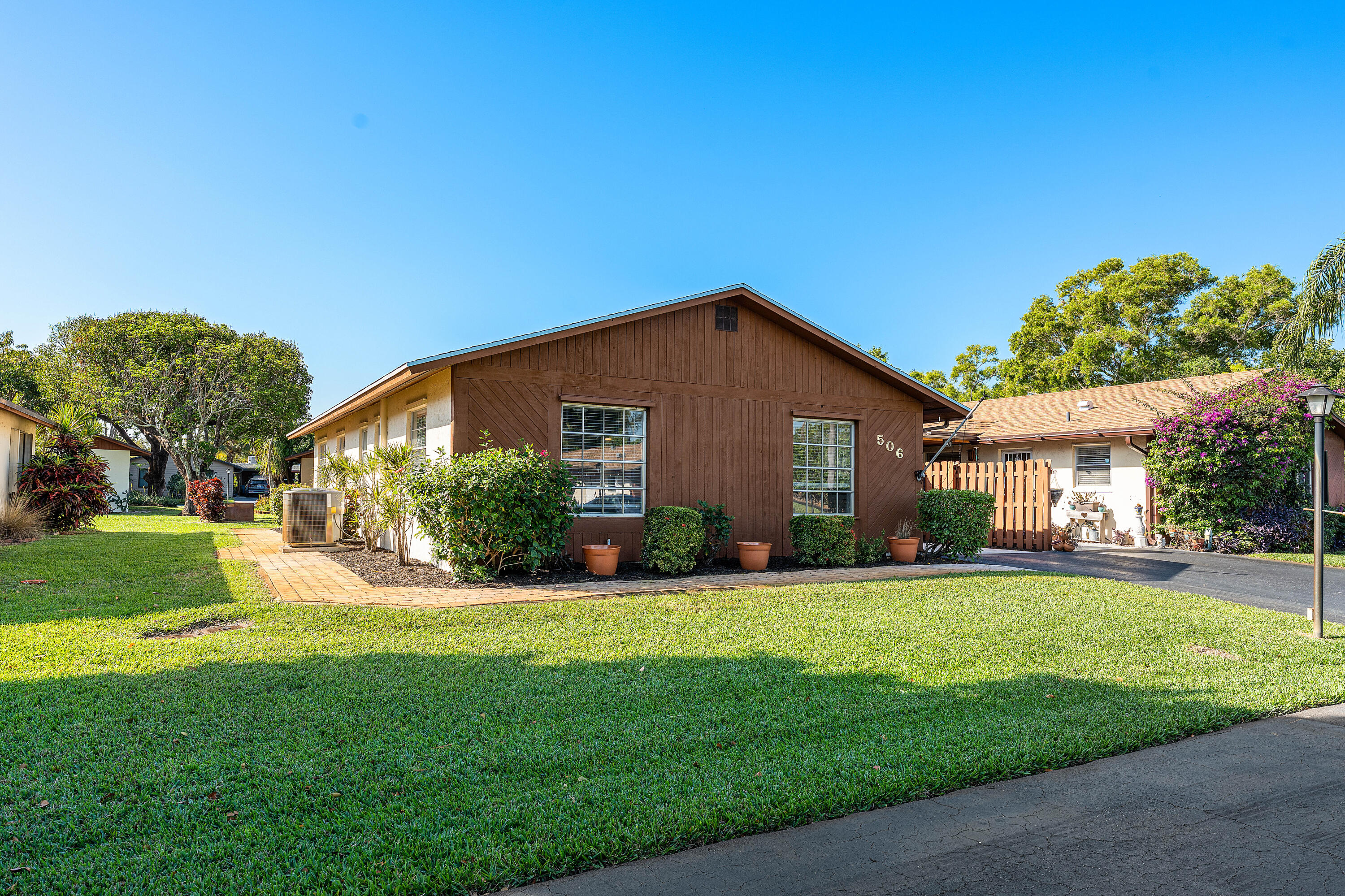 506 SE 27th Lane, Boynton Beach