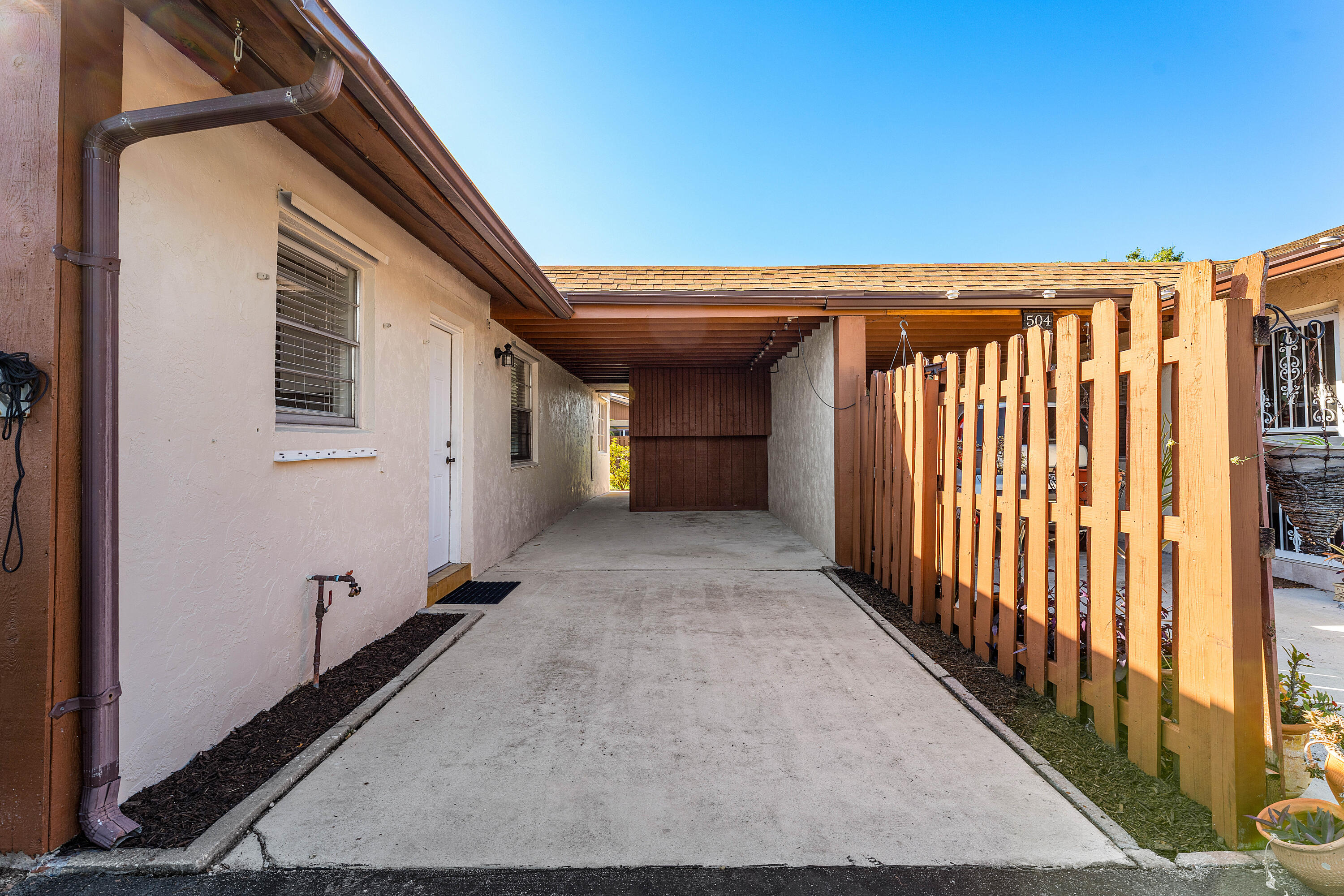 506 SE 27th Lane, Boynton Beach