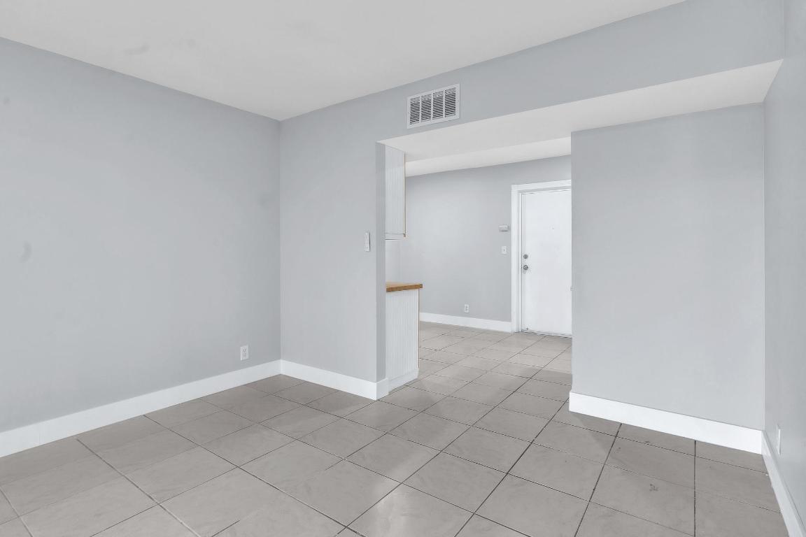 450 NW 20th Street 312, Boca Raton Unit: 312