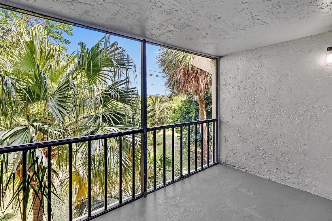 450 NW 20th Street 312, Boca Raton Unit: 312