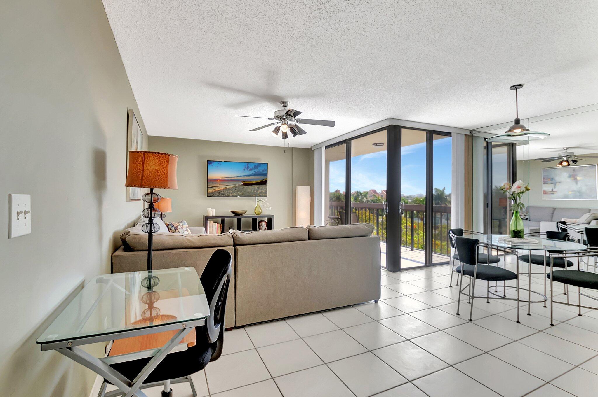825 Egret Circle, 511, Delray Beach Unit: 511