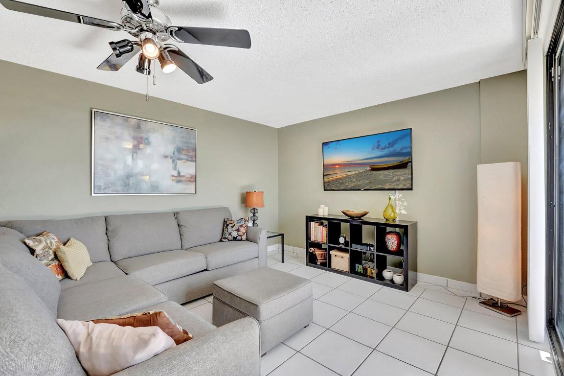 825 Egret Circle, 511, Delray Beach Unit: 511