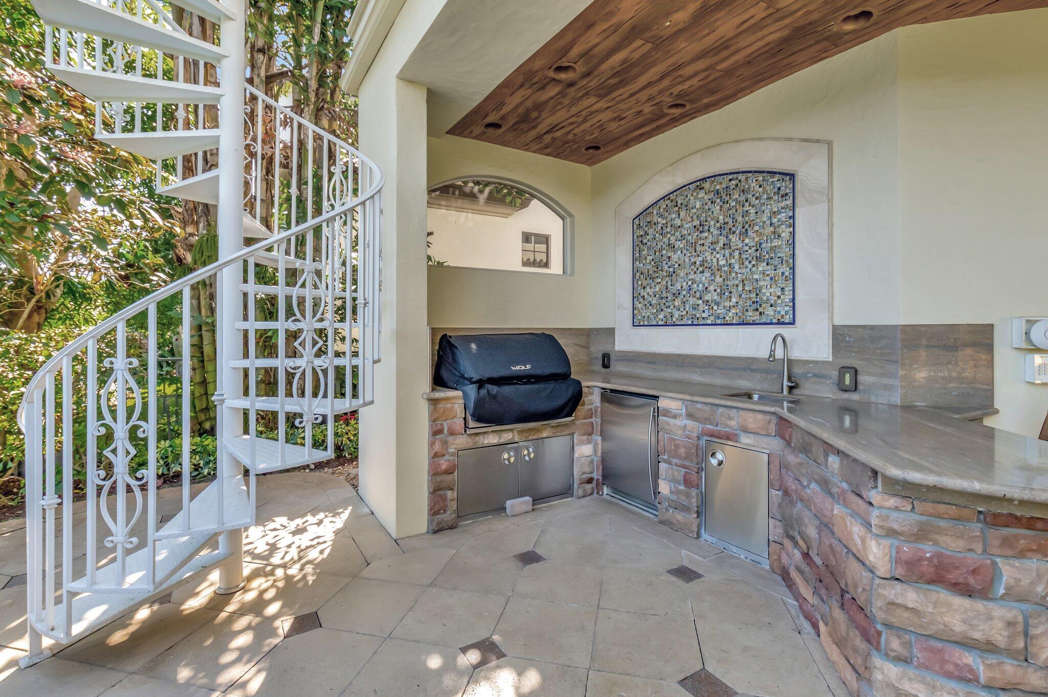 8417 Del Prado Drive