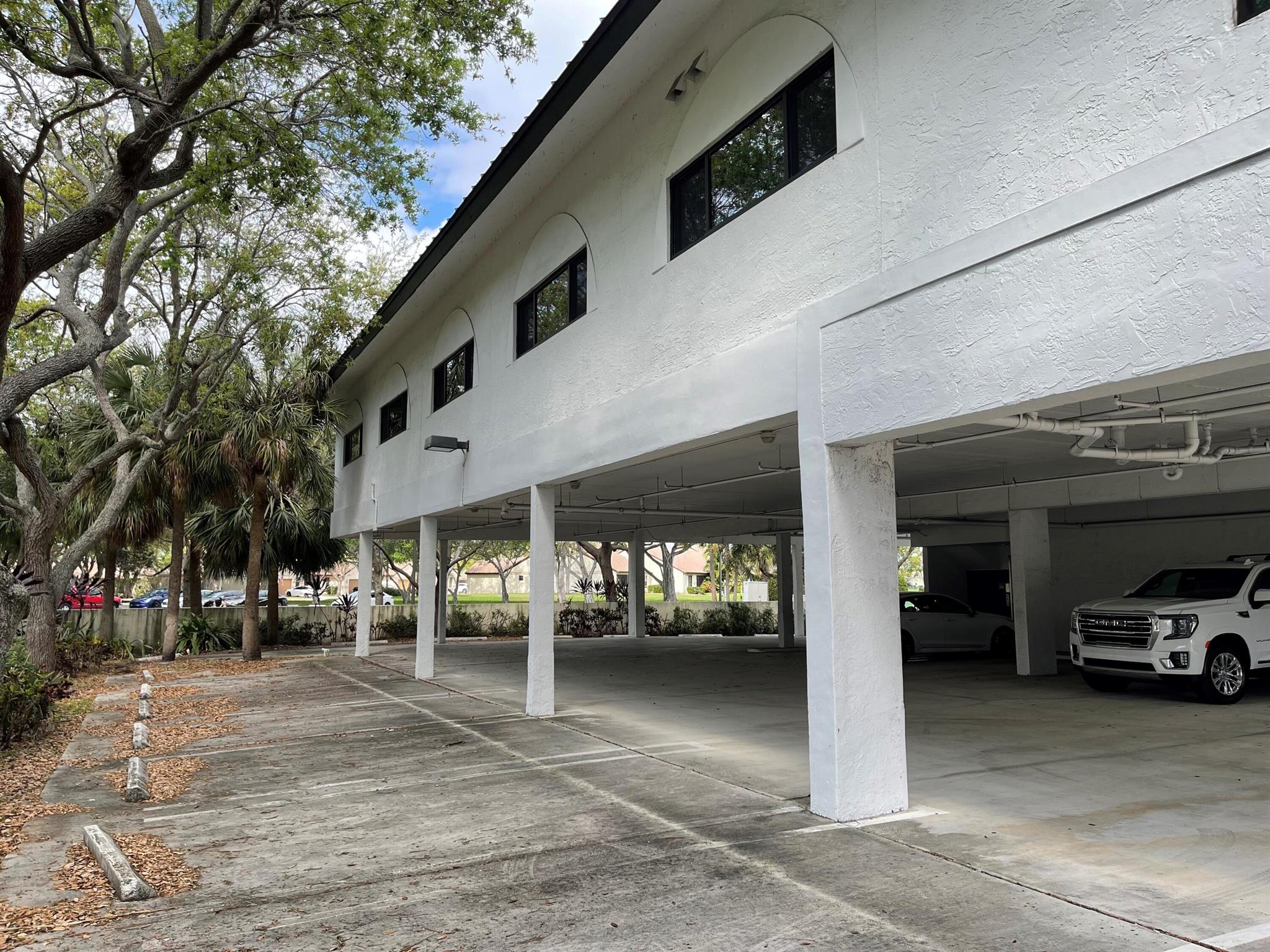 2505 NW 2nd Avenue