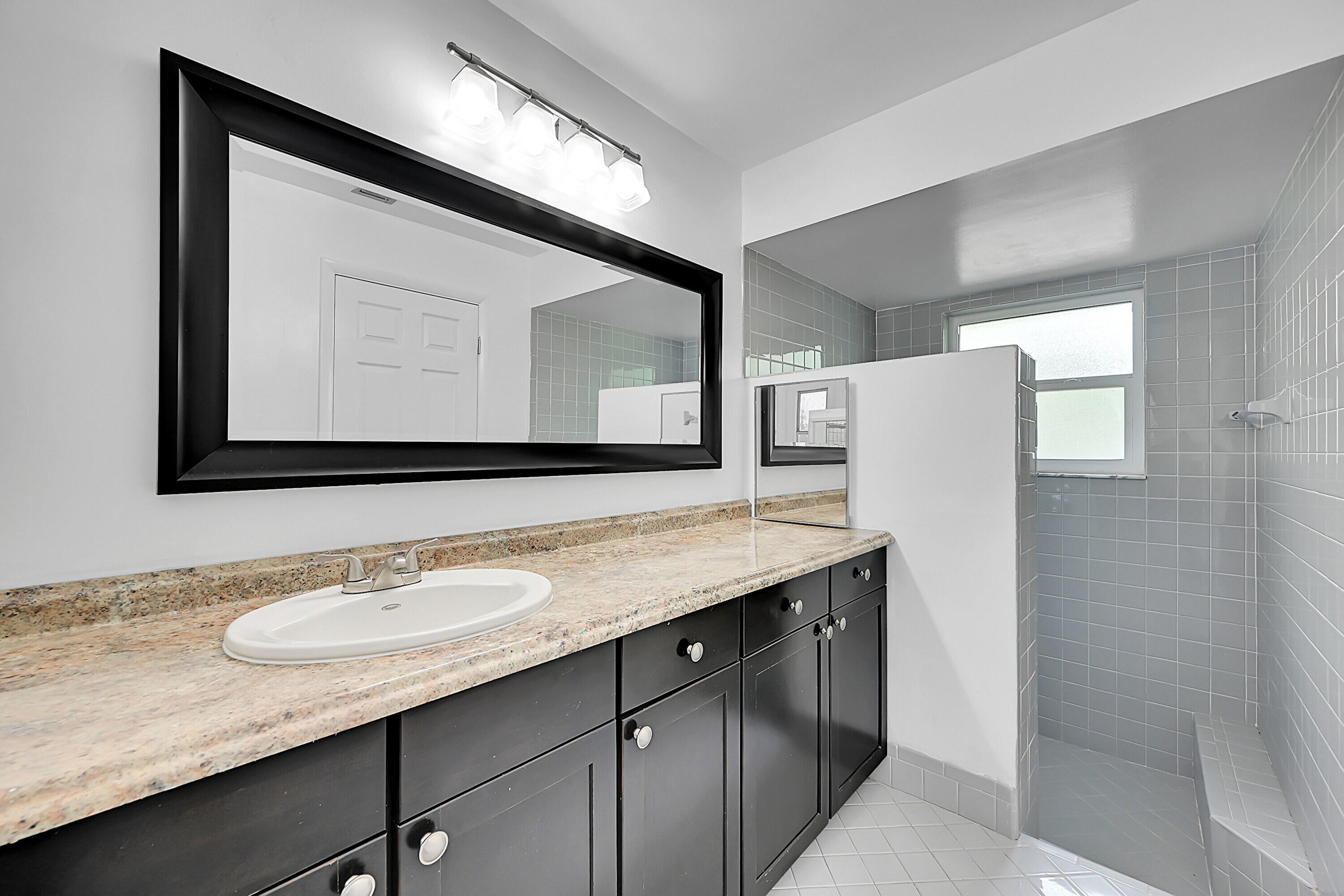 6615 NW 48th Manor, Coral Springs