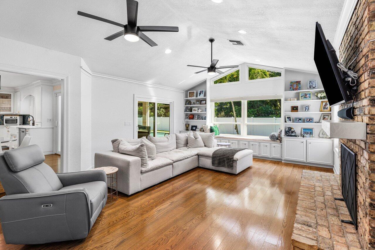 3200 Canterbury Drive