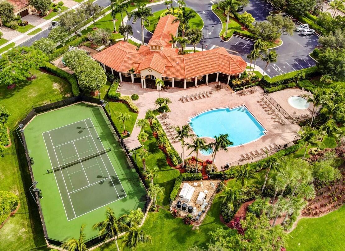 10509 Willow Oak Court