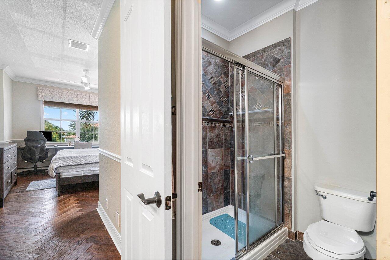 10509 Willow Oak Court