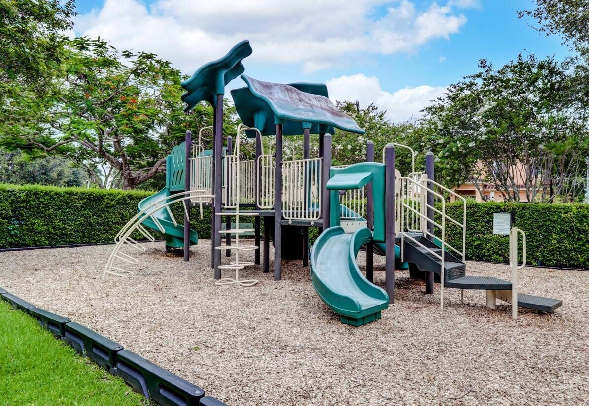 10509 Willow Oak Court