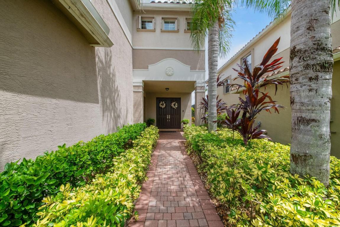 8472 Serena Creek Avenue, Boynton Beach