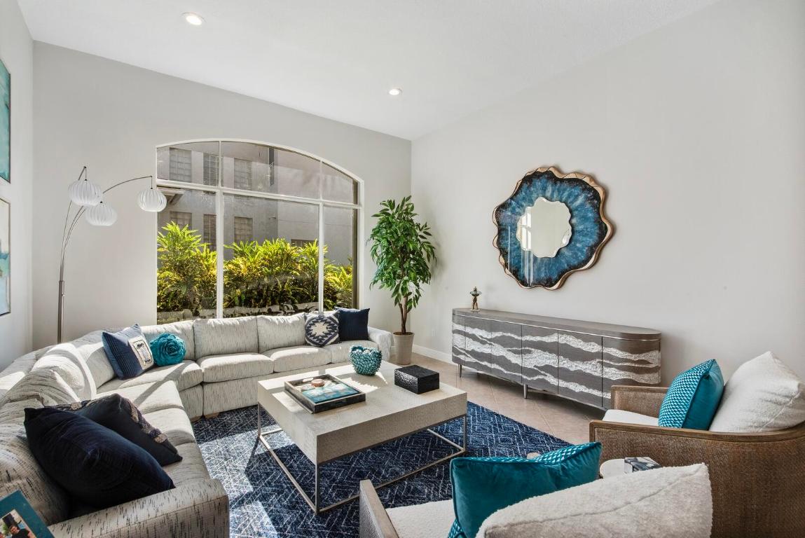 8179 Valhalla Drive, Delray Beach