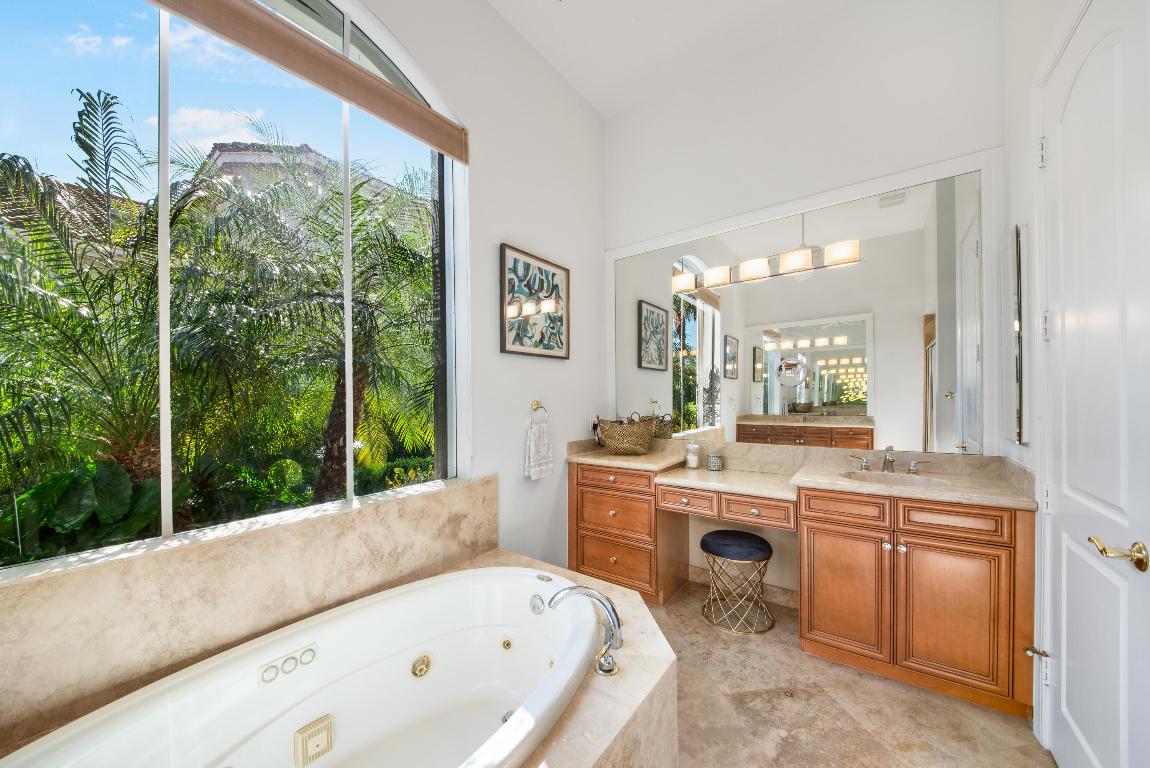 8179 Valhalla Drive, Delray Beach