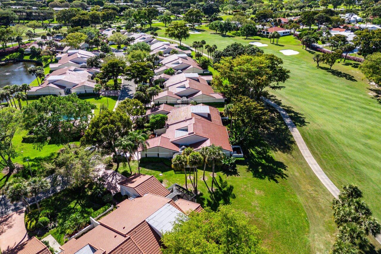 19 Glens Drive W