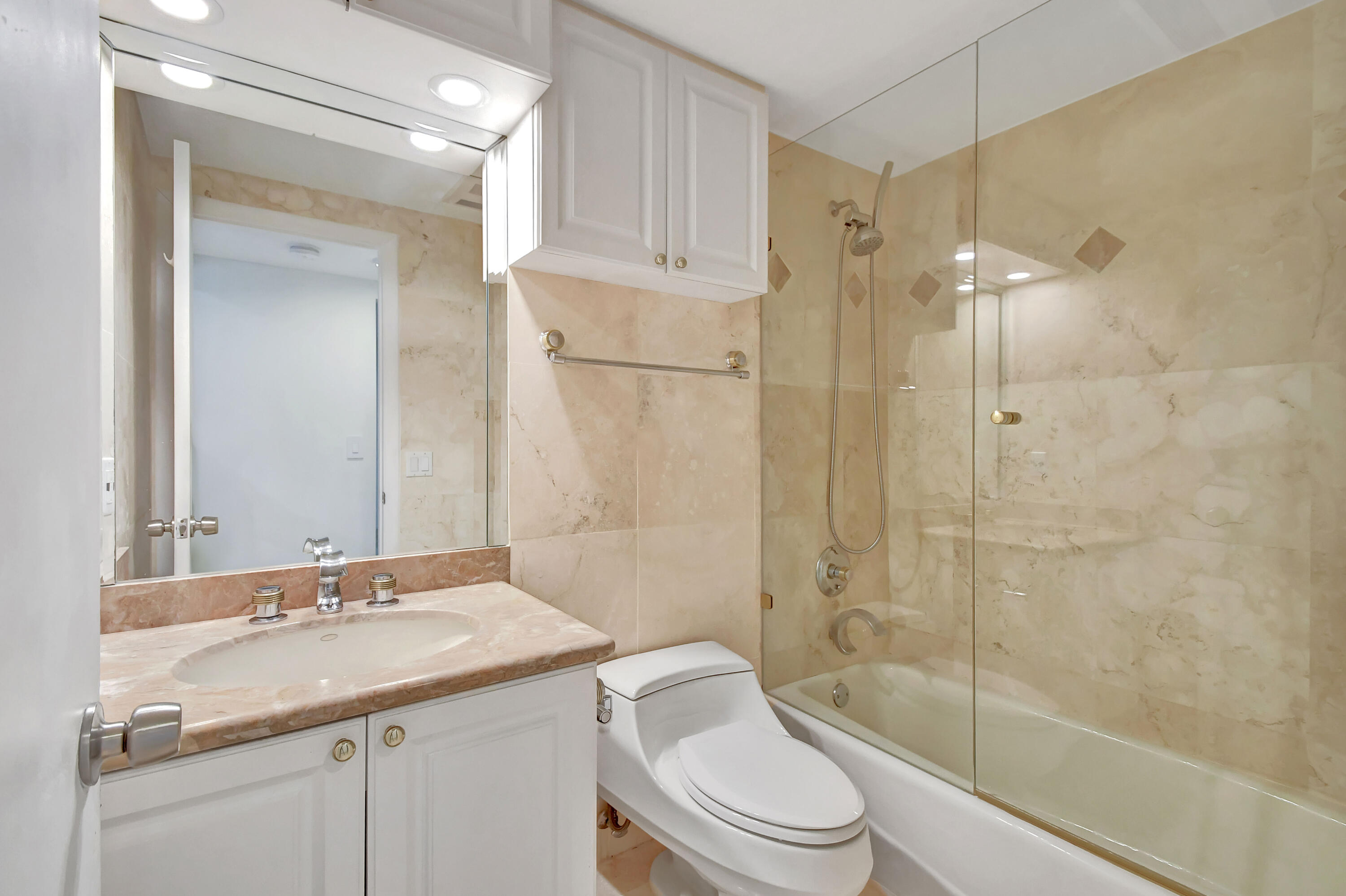 1000 E Camino Real 1a, Boca Raton Unit: 1a