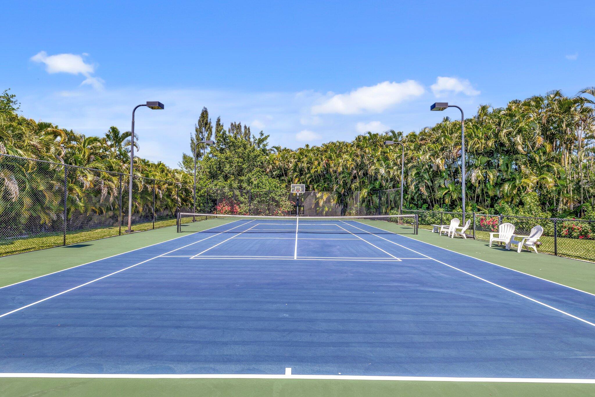 15082 Tall Oak Avenue