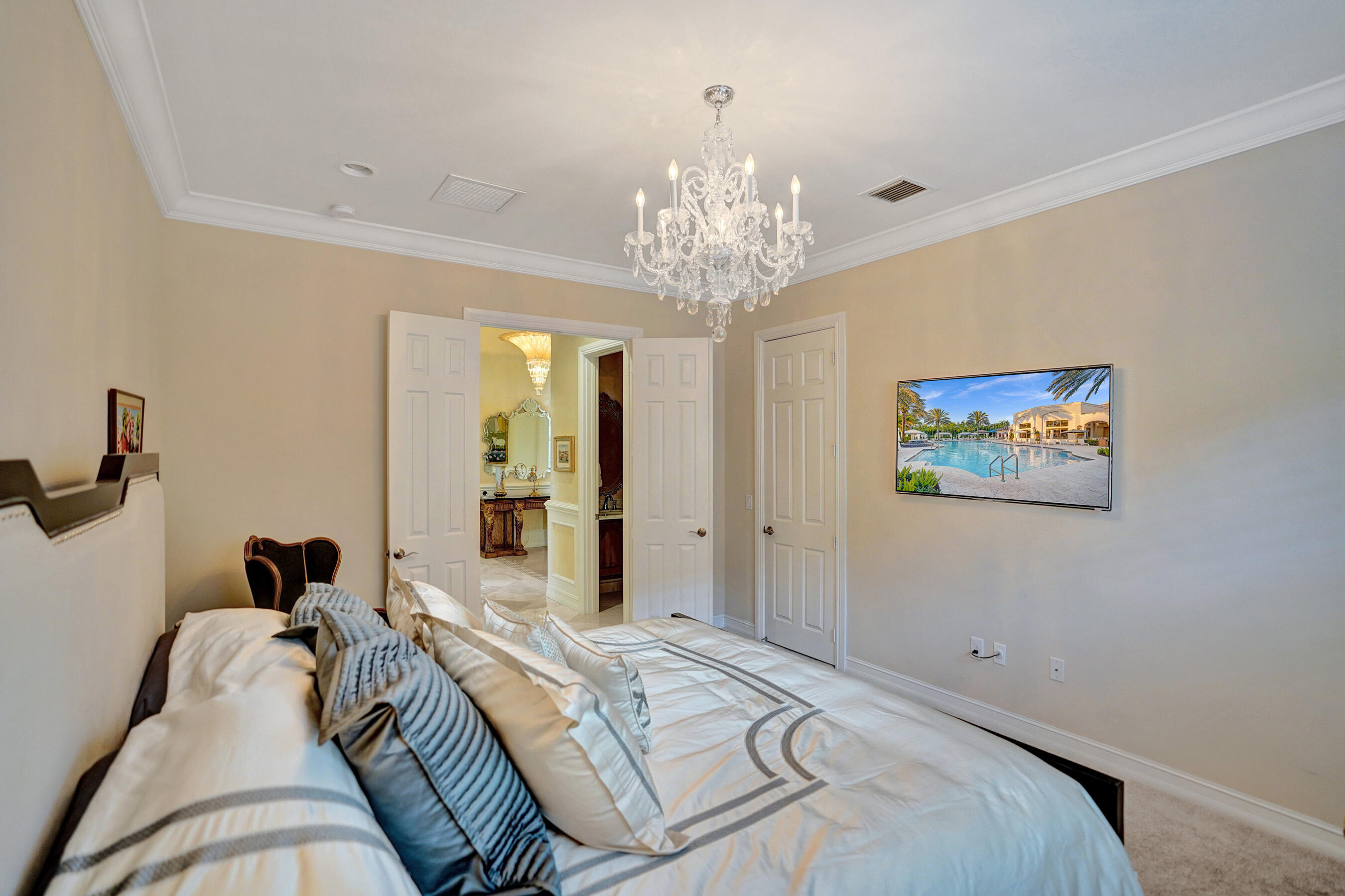 8879 Sydney Harbor Circle