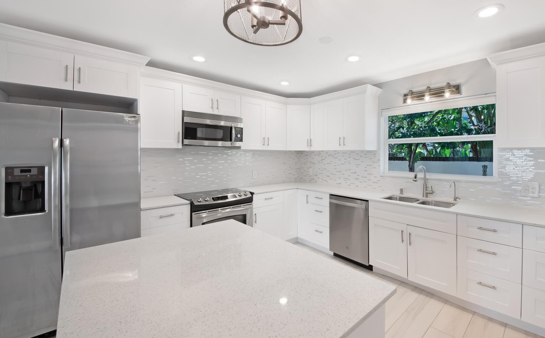 2724 NE 10th Street