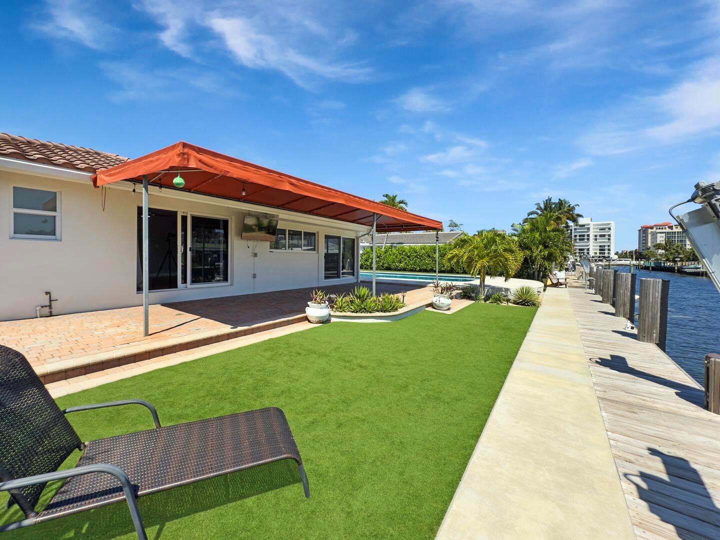 2724 NE 10th Street