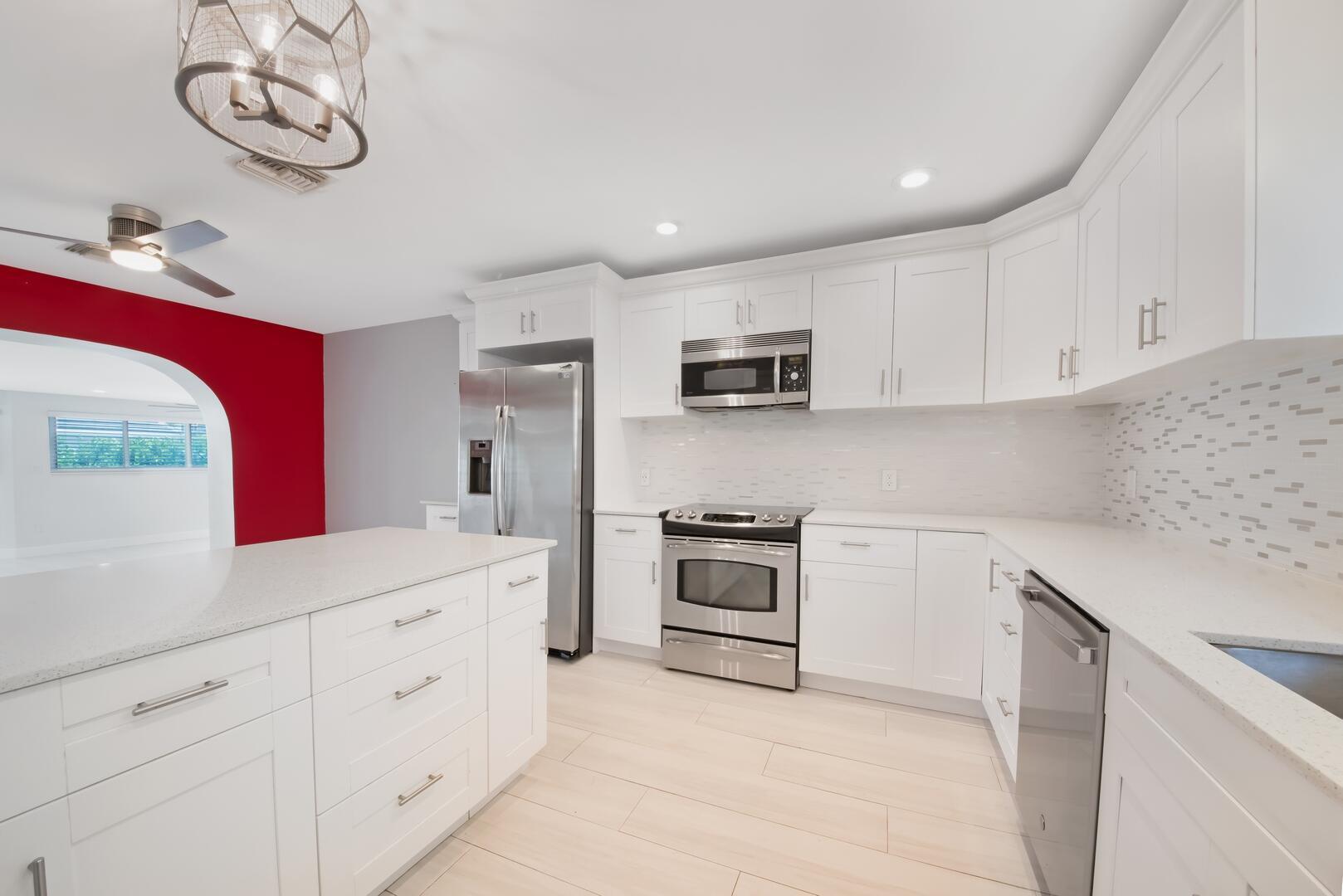 2724 NE 10th Street