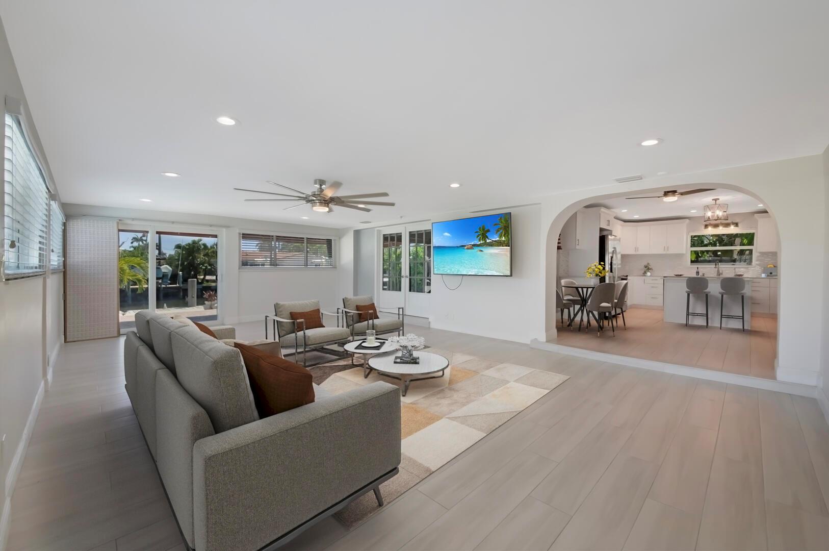 2724 NE 10th Street
