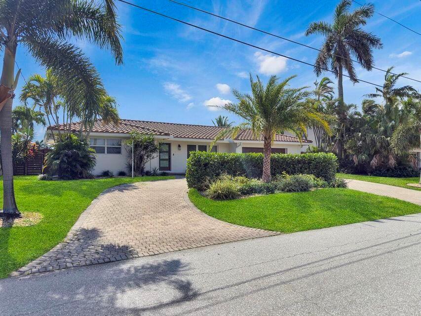 2724 NE 10th Street
