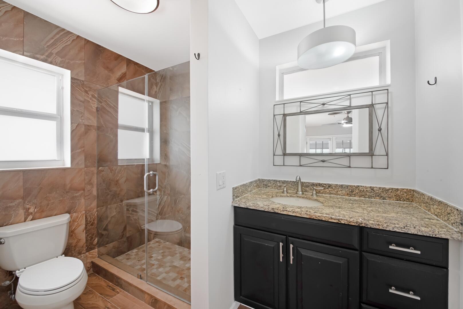 2724 NE 10th Street