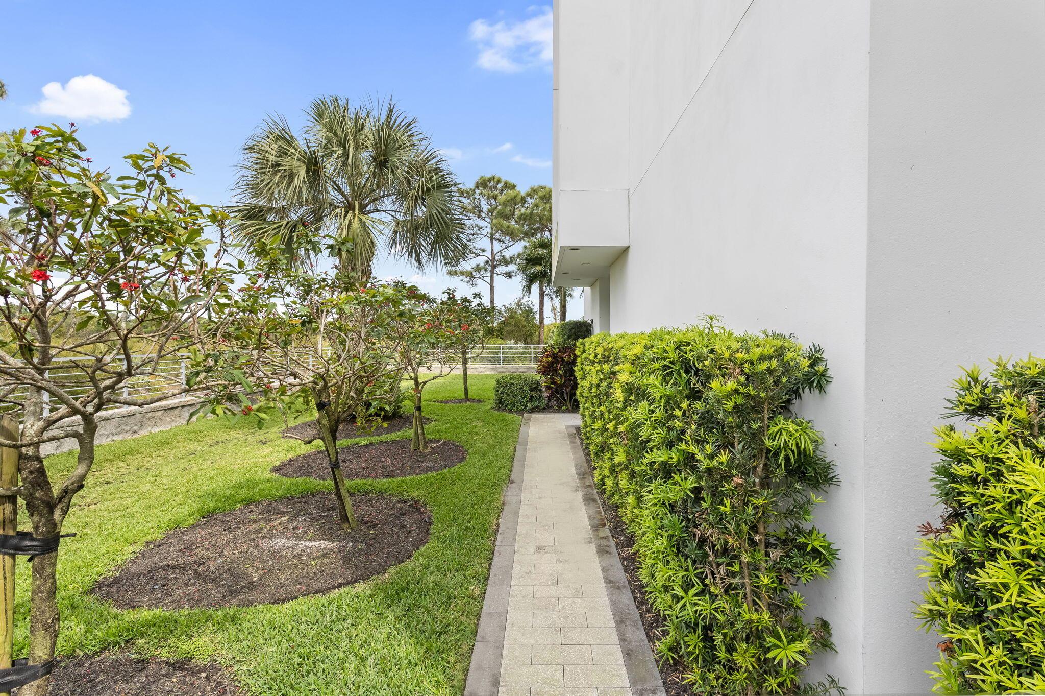 4240 NW 17th Avenue