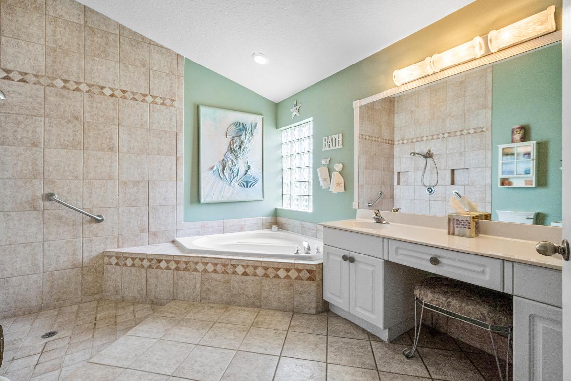 3512 Miramontes Circle, Wellington