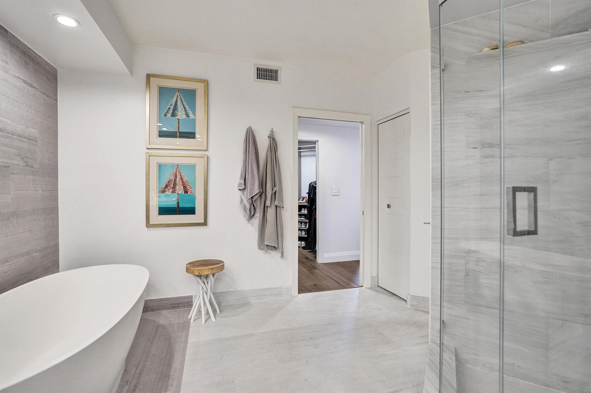 790 Andrews Avenue C204