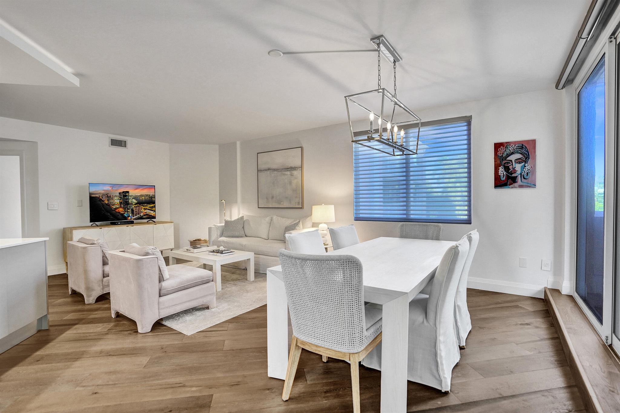 790 Andrews Avenue C204