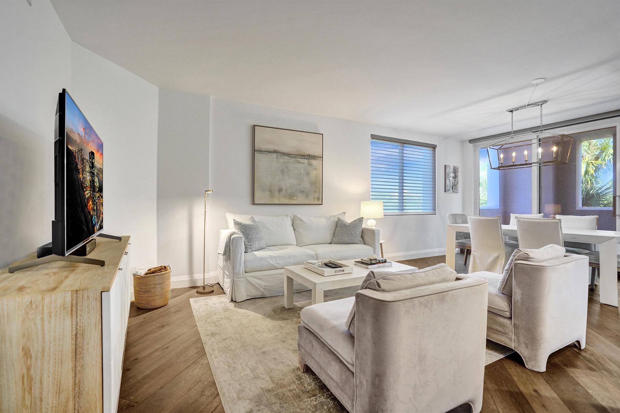 790 Andrews Avenue C204