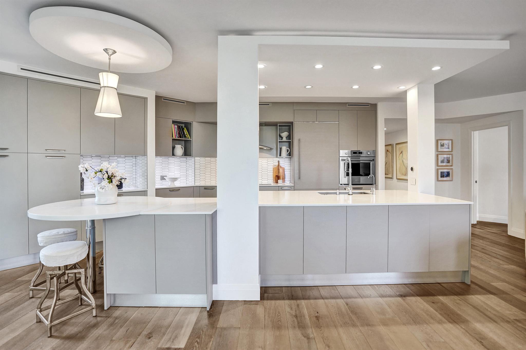 790 Andrews Avenue C204