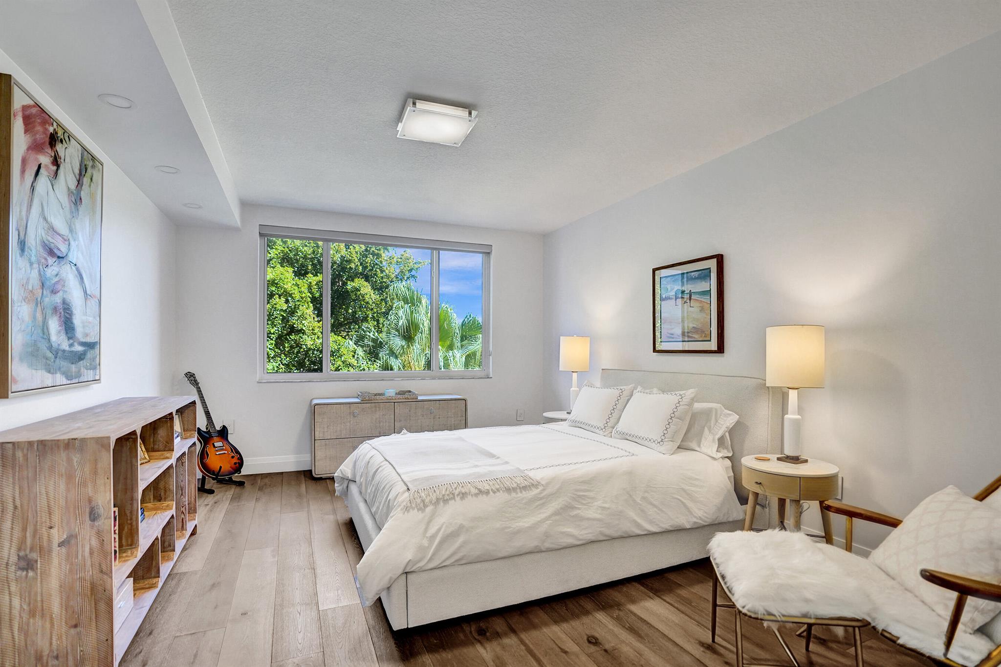 790 Andrews Avenue C204