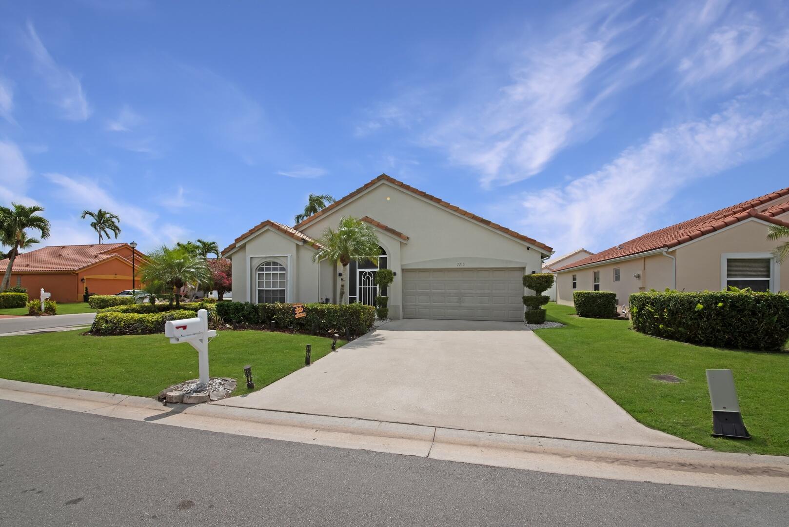 7710 N Great Glen Circle, Delray Beach