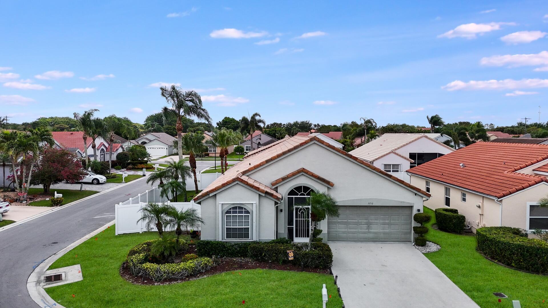 7710 N Great Glen Circle, Delray Beach