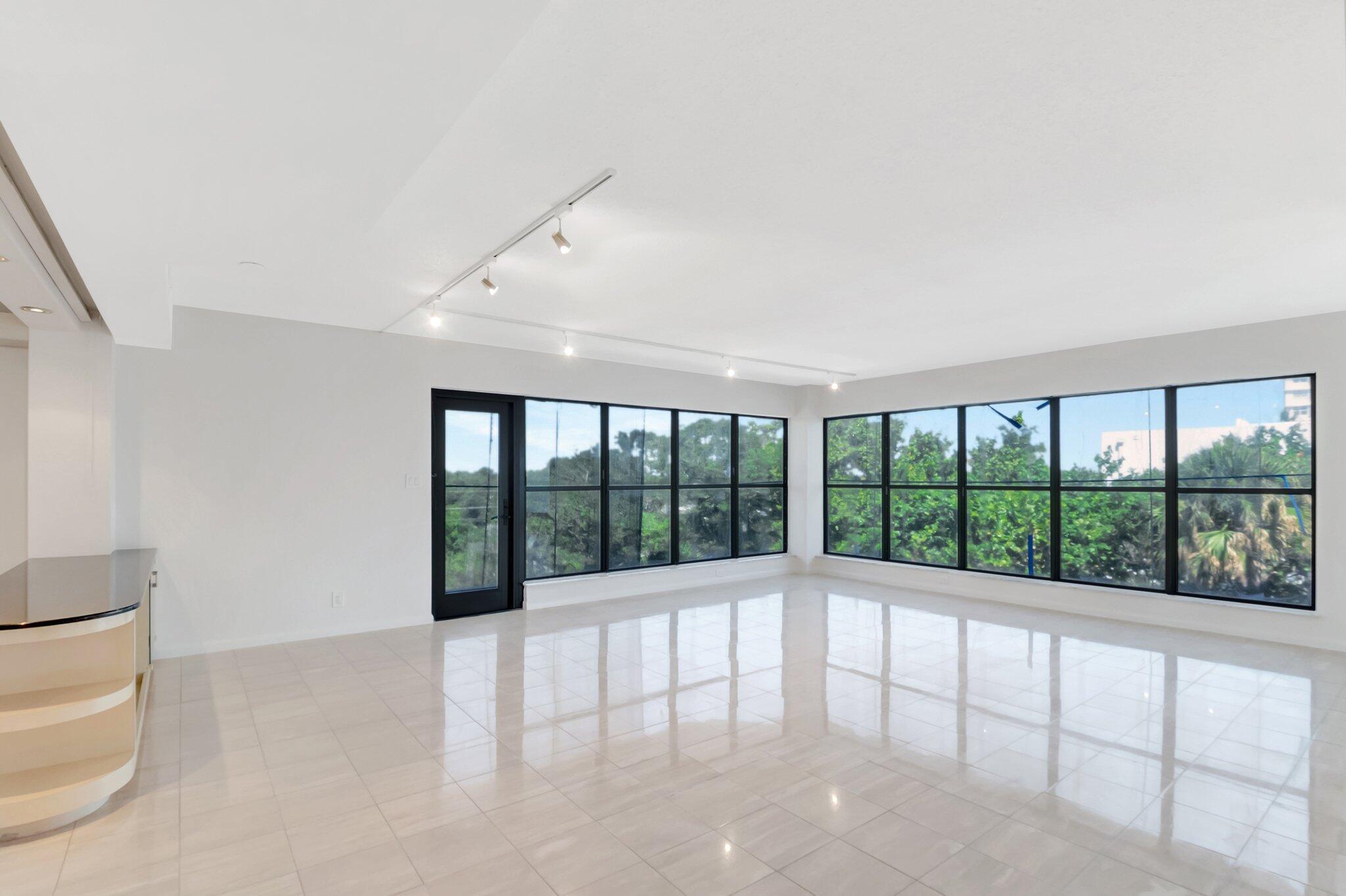 4605 S Ocean Boulevard 4c