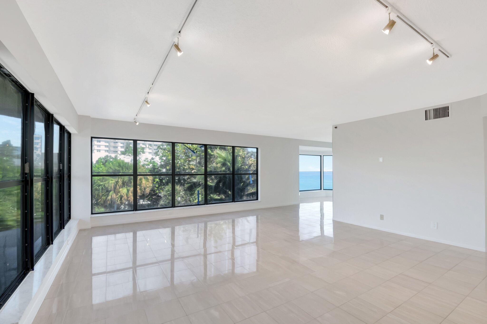 4605 S Ocean Boulevard 4c