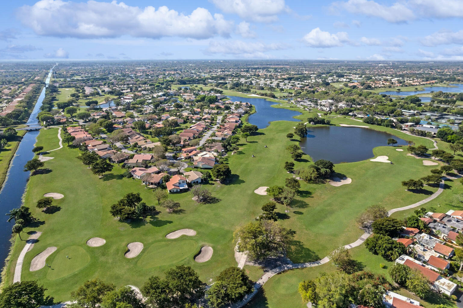 5629 Lakeview Mews Court