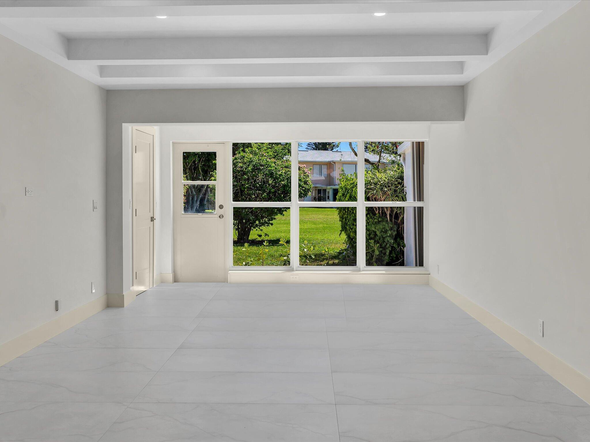 1541 NW 20th Avenue 101