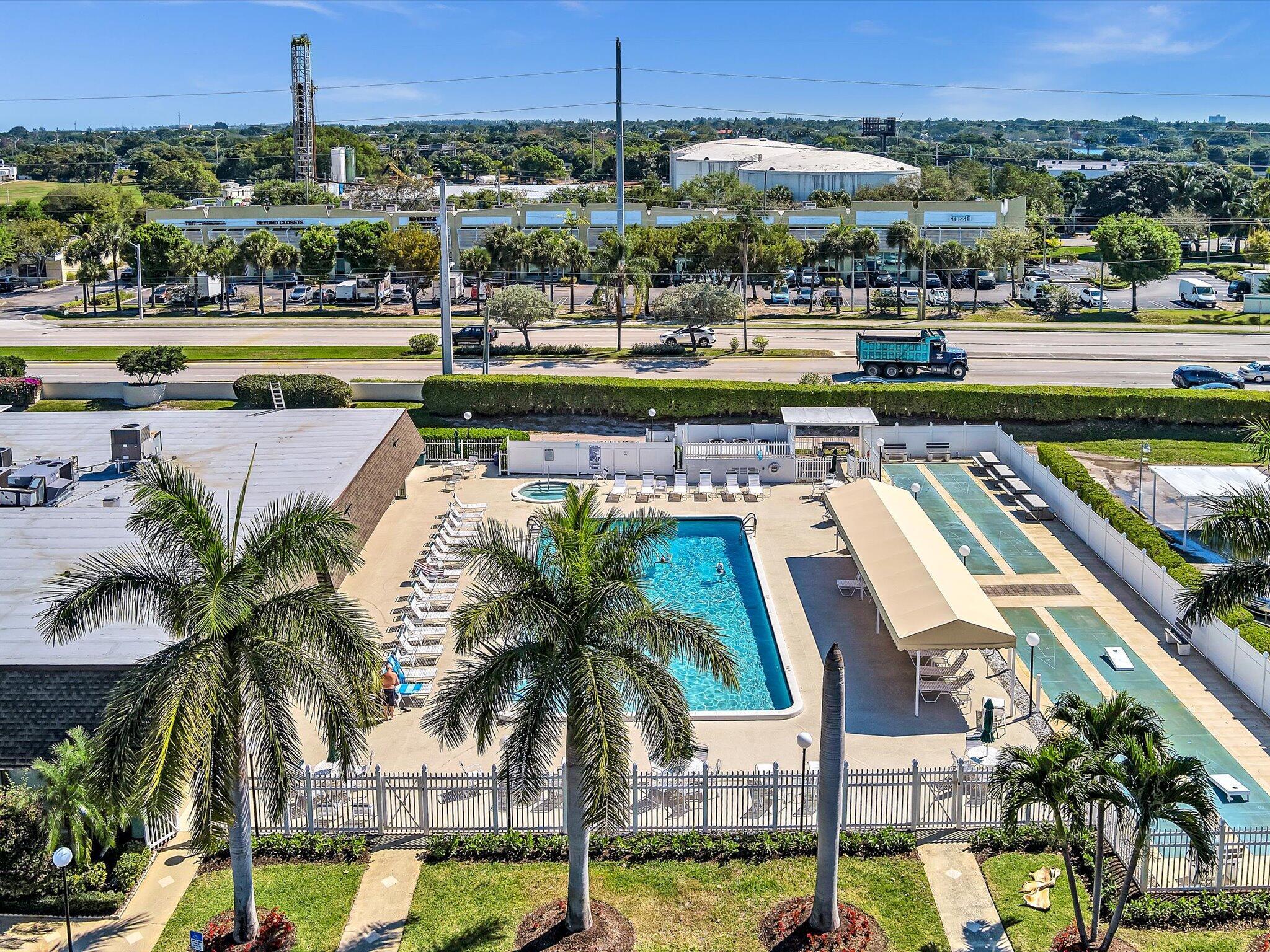 1541 NW 20th Avenue 101